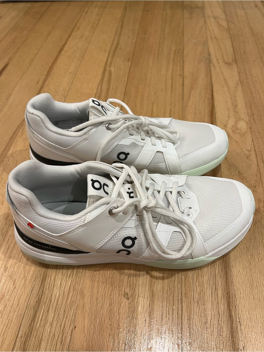 On Running Roger Clubhouse Pro Men’s White Low-Top Athletic Tennis Sneakers